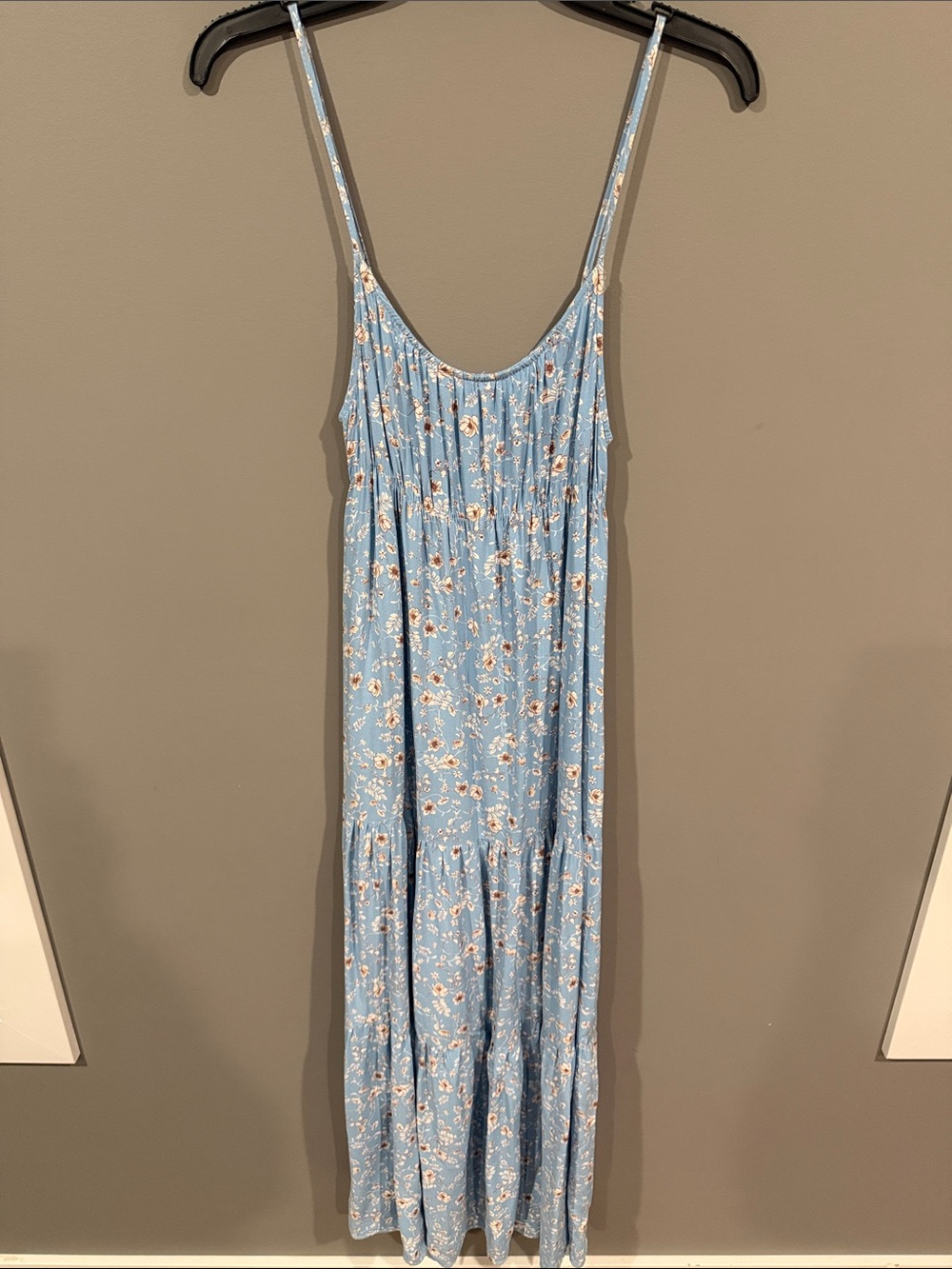 The fashion poet Blue Floral Tiered Maxi Dress with Spaghetti Straps - Picture 3 of 4